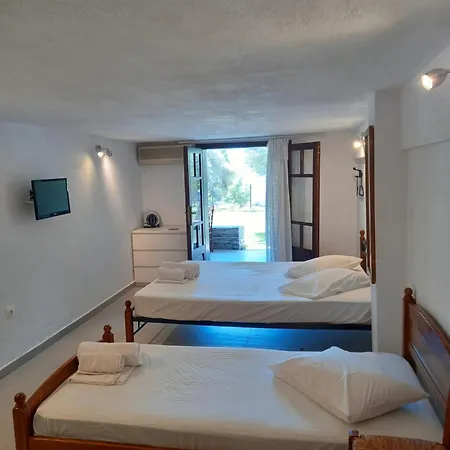 Petradaki Apartments Mola Kalyva Room photo