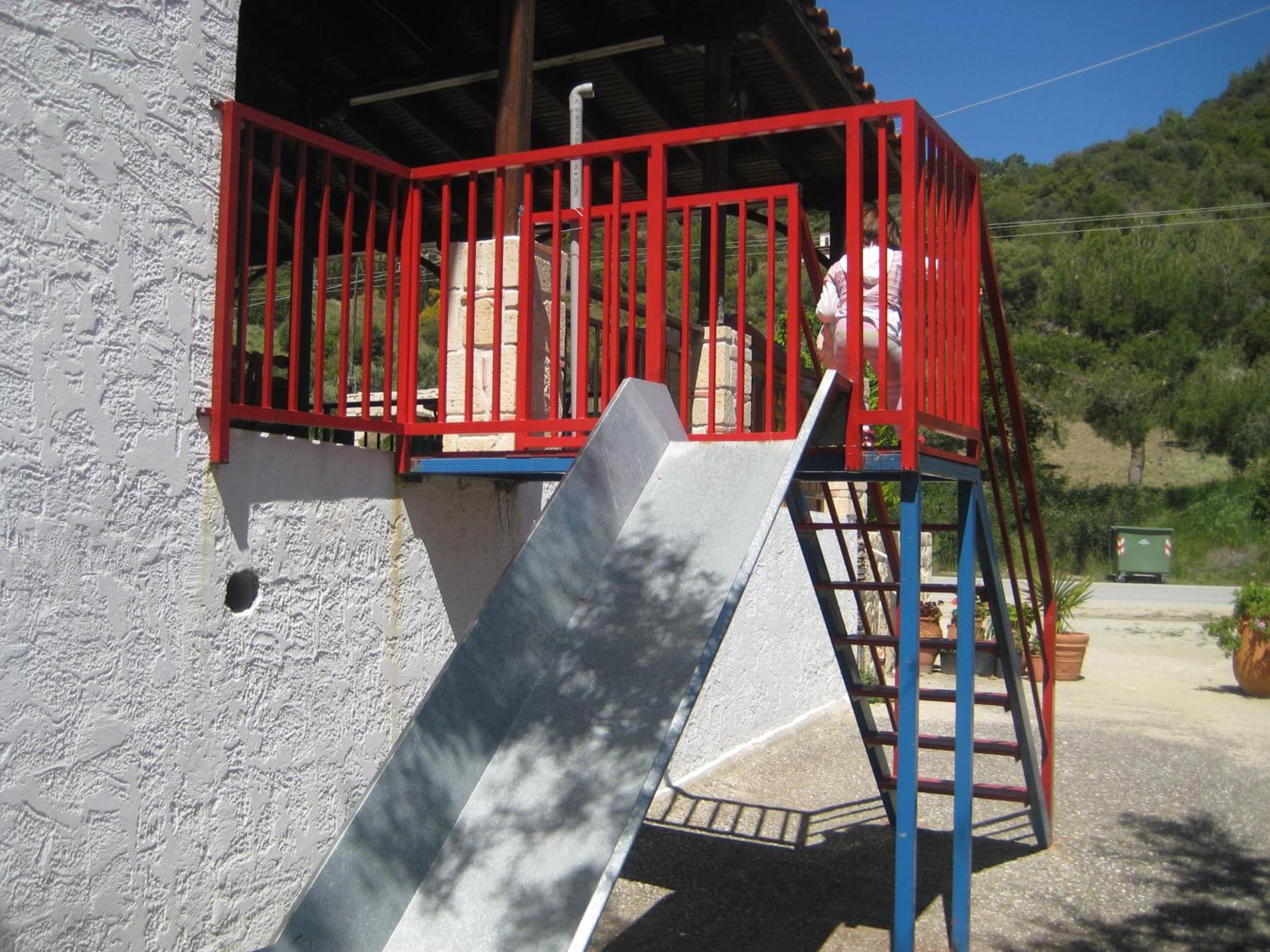 Petradaki Apartmán Mola Kalyva