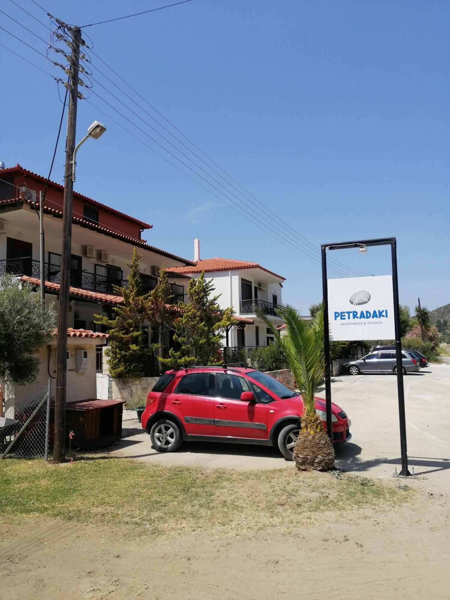 Petradaki Apartmán *